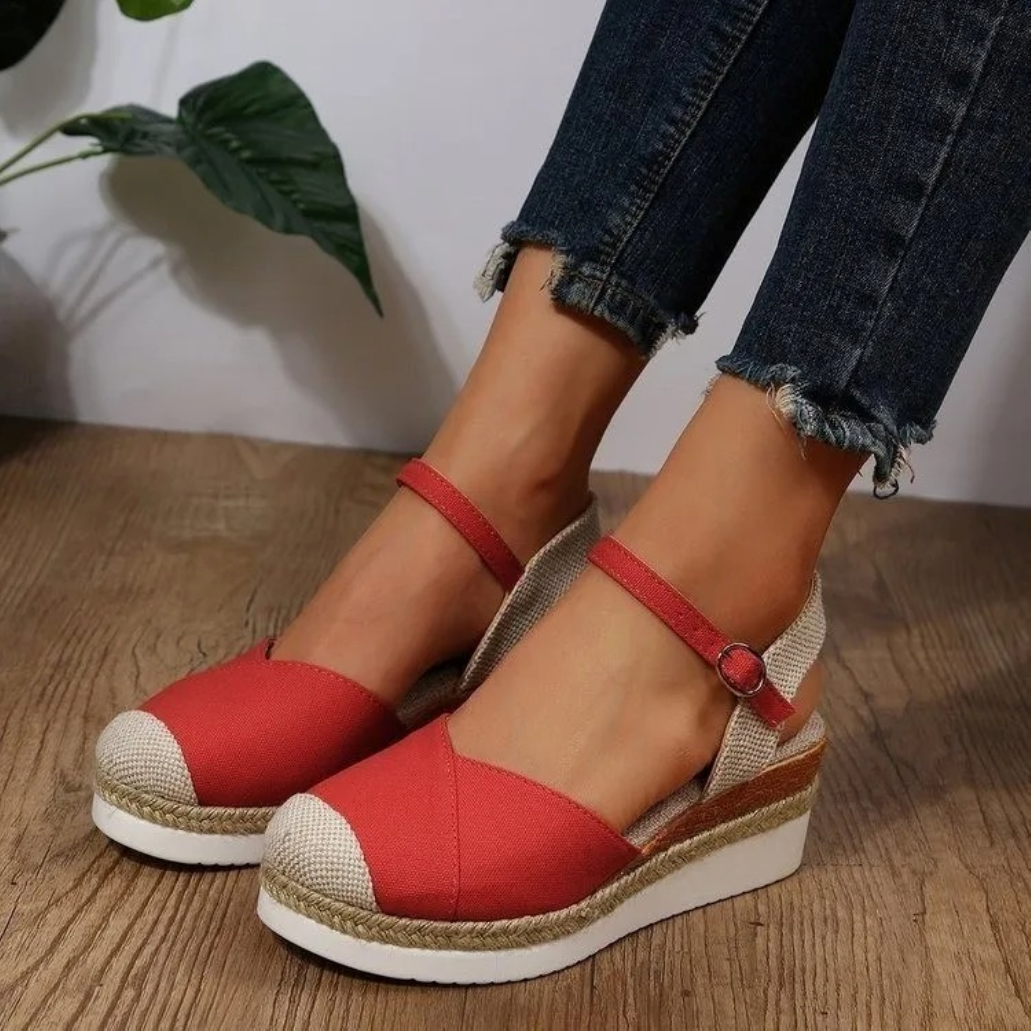 Féline | Sandaler med spenne