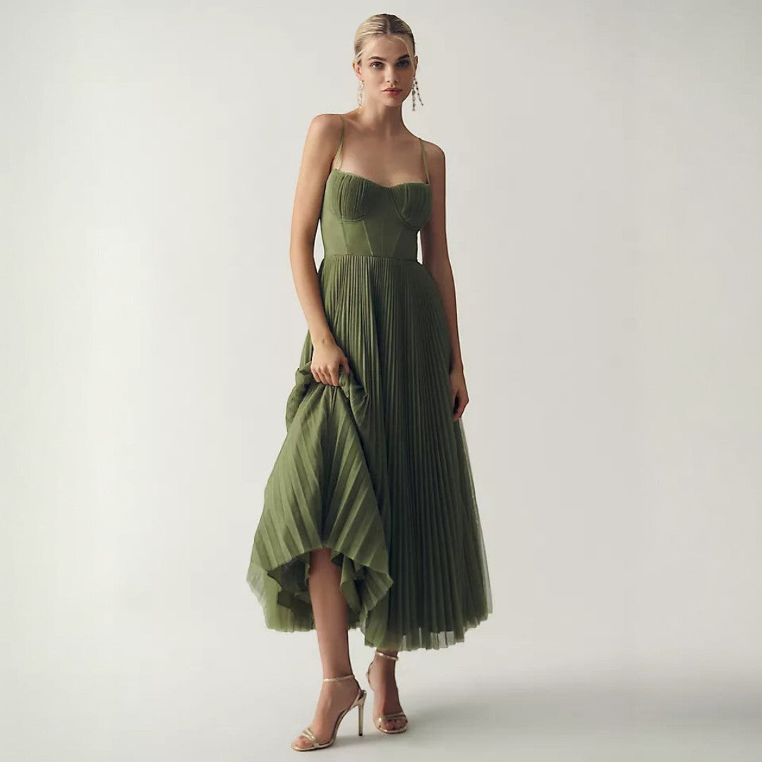 Emilie | Elegant Kjole med Fortryllelse