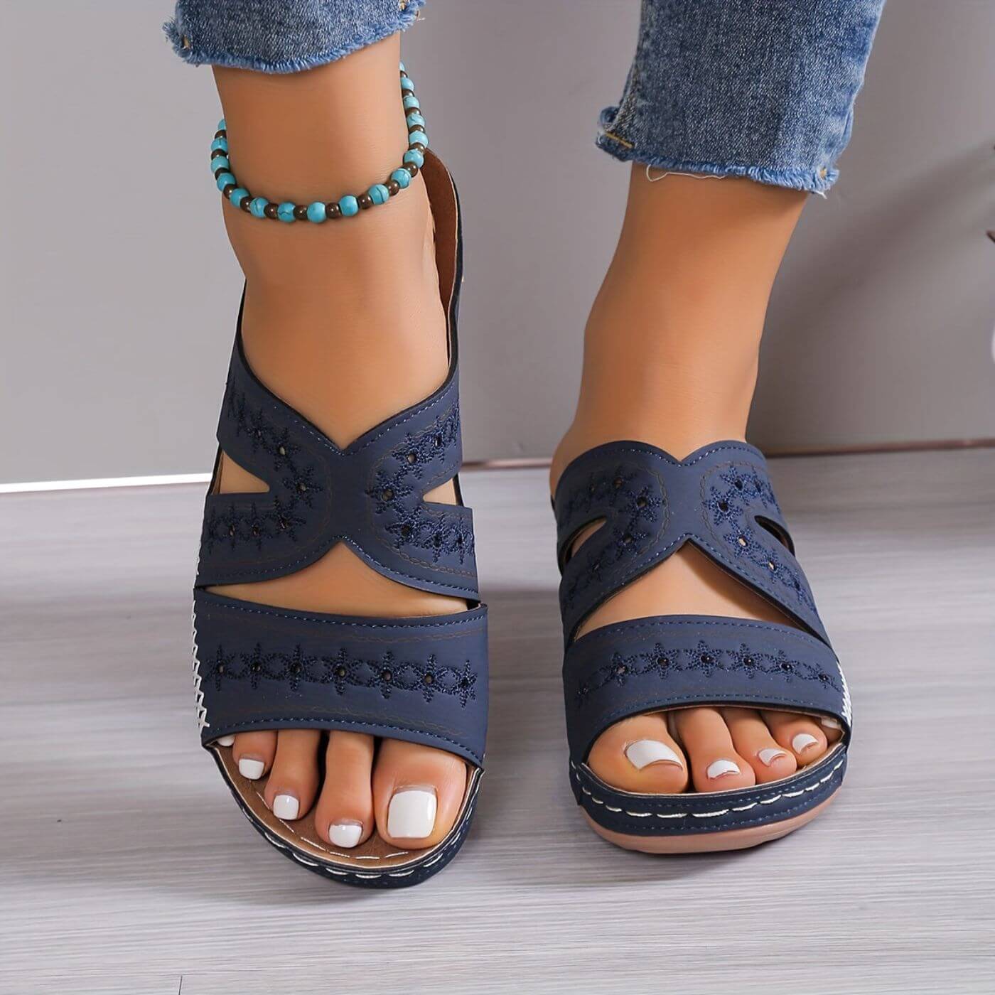 Tuva | Orthopediske antiskli sandaler