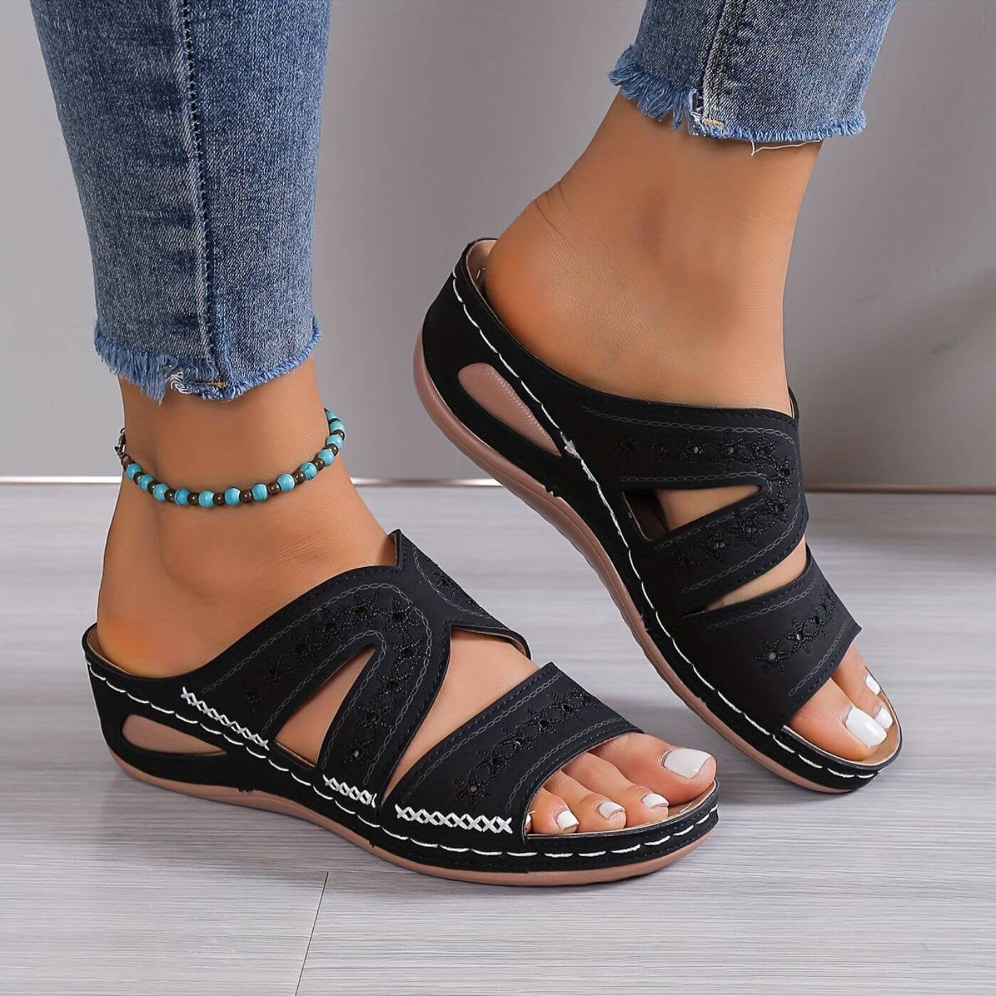 Tuva | Orthopediske antiskli sandaler