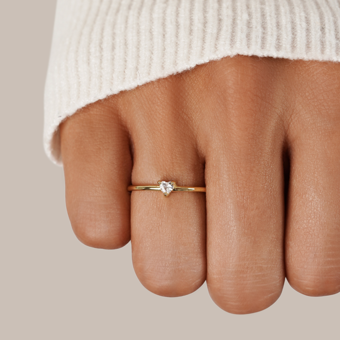 Love – Heart Ring with Sparkling Crystal