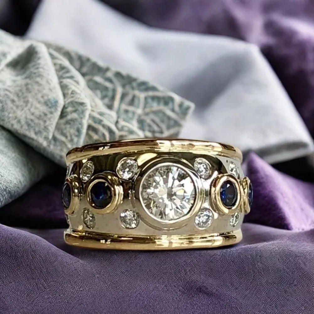 Alira – Anillo Vintage de Oro de 18k con Circonita